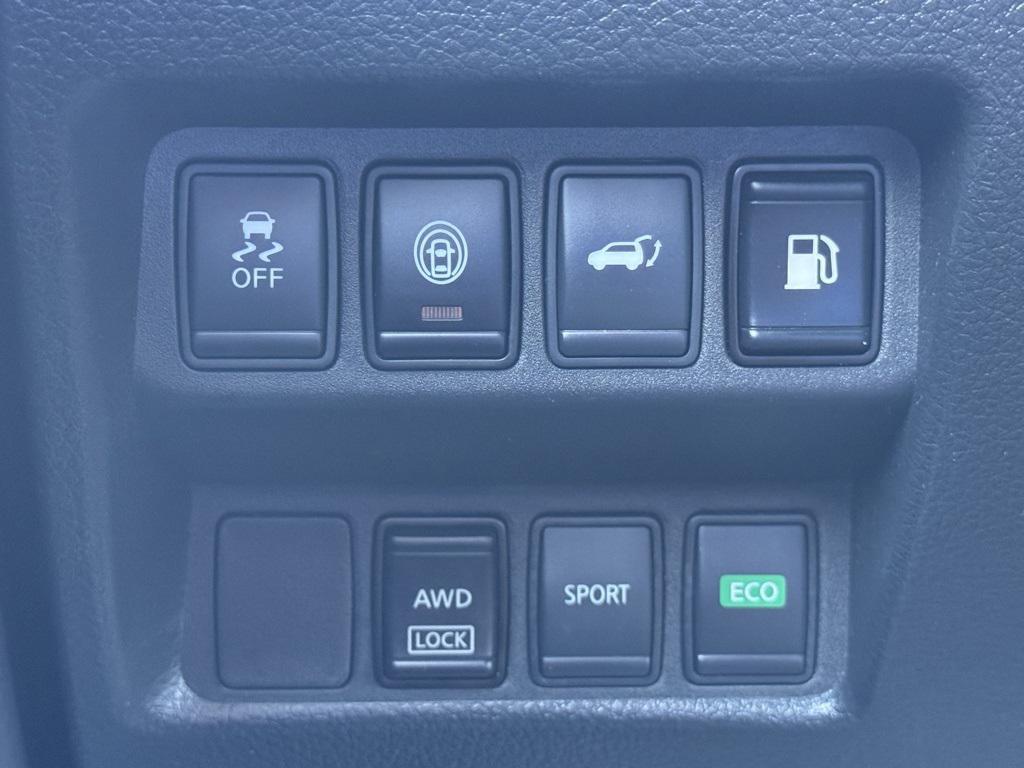 used 2019 Nissan Rogue car, priced at $15,251
