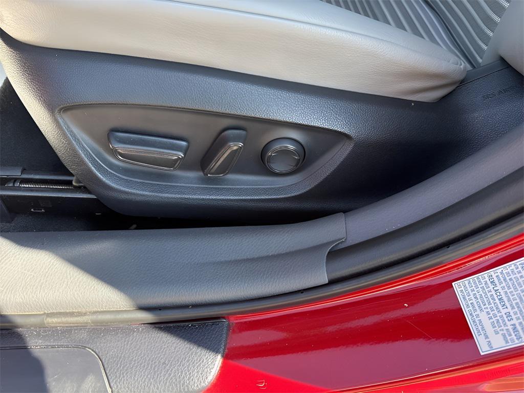 used 2023 Toyota Camry car, priced at $25,646