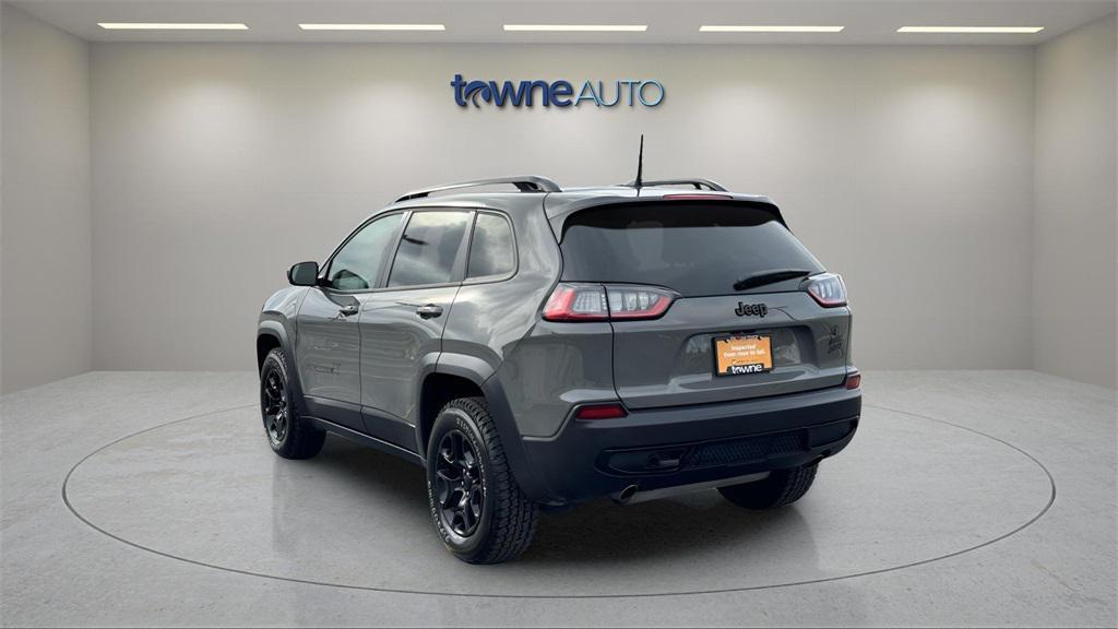 used 2022 Jeep Cherokee car, priced at $26,987