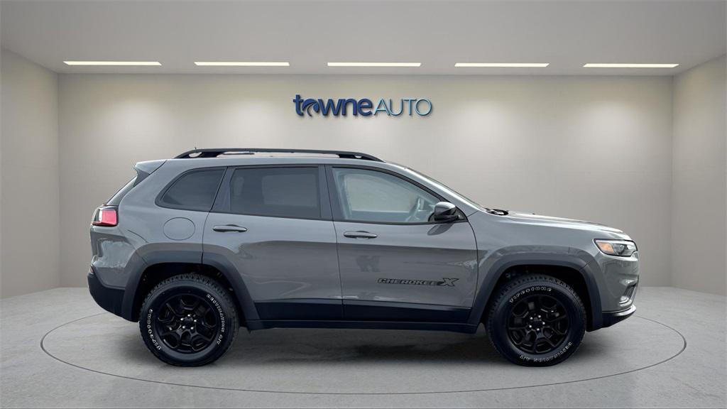 used 2022 Jeep Cherokee car, priced at $26,987