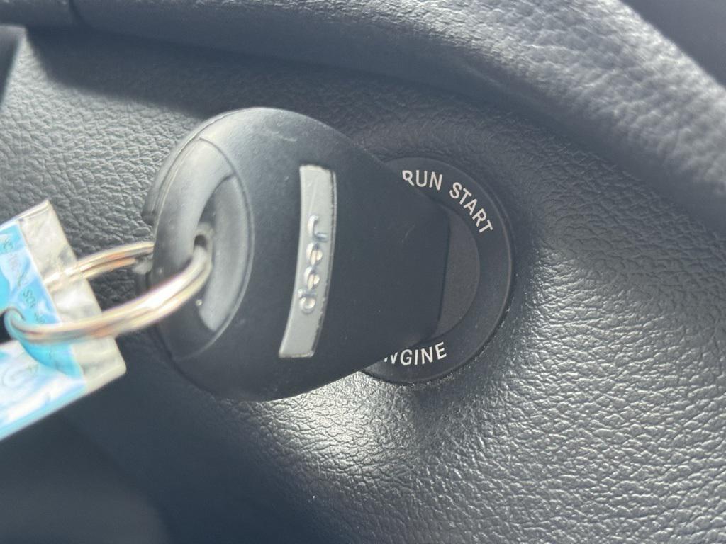 used 2022 Jeep Cherokee car, priced at $26,987