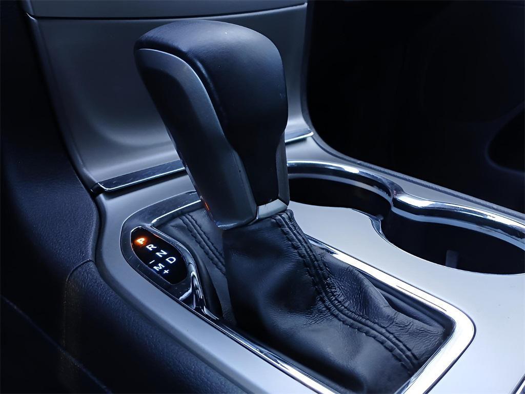 used 2018 Jeep Grand Cherokee car, priced at $19,569