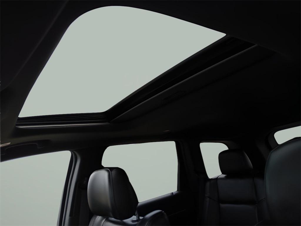 used 2018 Jeep Grand Cherokee car, priced at $17,736