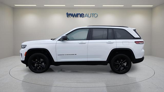 used 2023 Jeep Grand Cherokee car, priced at $35,305