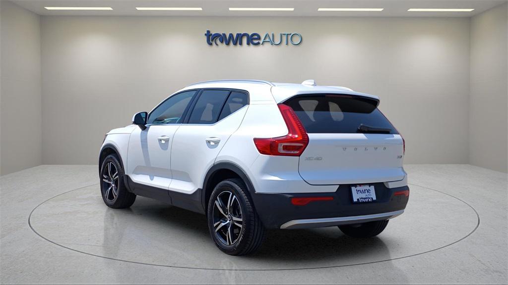 used 2025 Volvo XC40 car, priced at $30,987