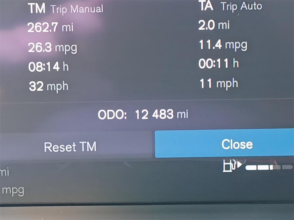 used 2025 Volvo XC40 car, priced at $30,987