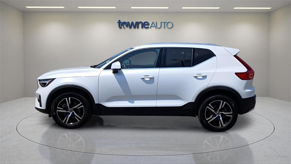 used 2025 Volvo XC40 car, priced at $30,987