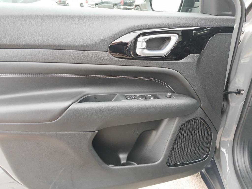 used 2024 Jeep Compass car, priced at $26,646