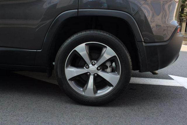used 2020 Jeep Cherokee car, priced at $16,950