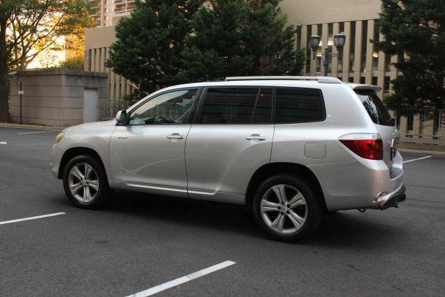 used 2008 Toyota Highlander car, priced at $7,750
