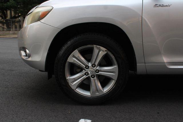 used 2008 Toyota Highlander car, priced at $7,750