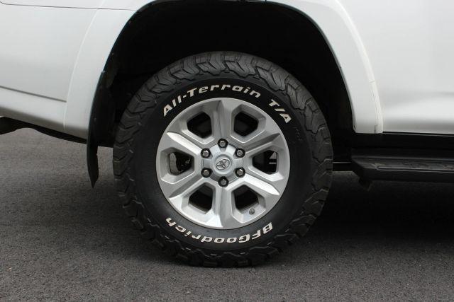 used 2014 Toyota 4Runner car, priced at $17,450