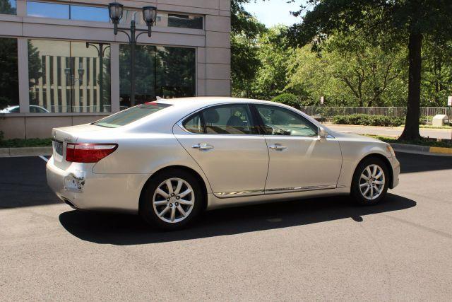 used 2007 Lexus LS 460 car, priced at $8,850