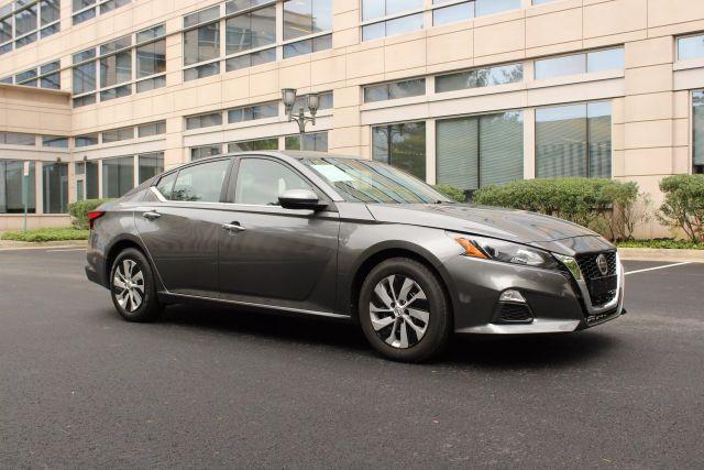 used 2022 Nissan Altima car, priced at $13,950
