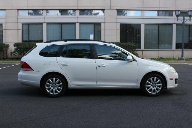 used 2009 Volkswagen Jetta car, priced at $5,950