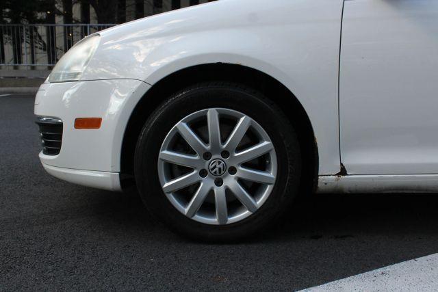 used 2009 Volkswagen Jetta car, priced at $5,950