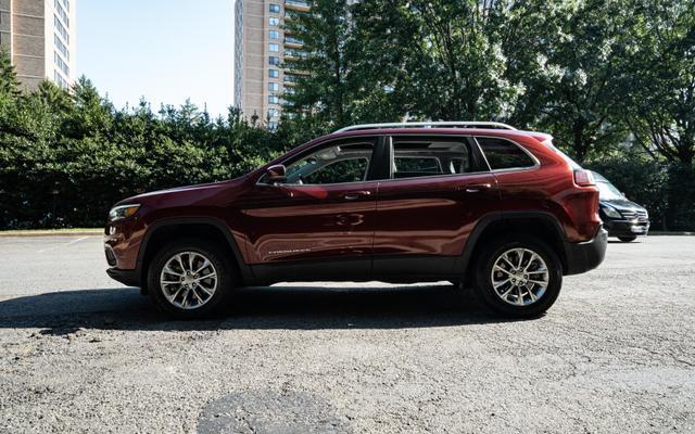 used 2021 Jeep Cherokee car, priced at $16,750