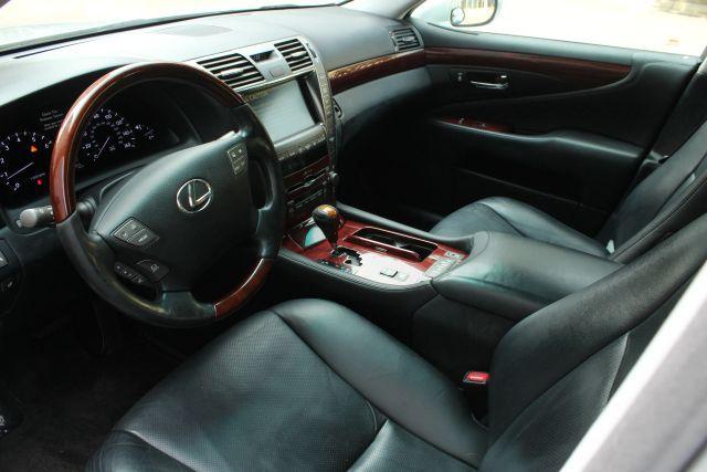 used 2007 Lexus LS 460 car, priced at $7,750