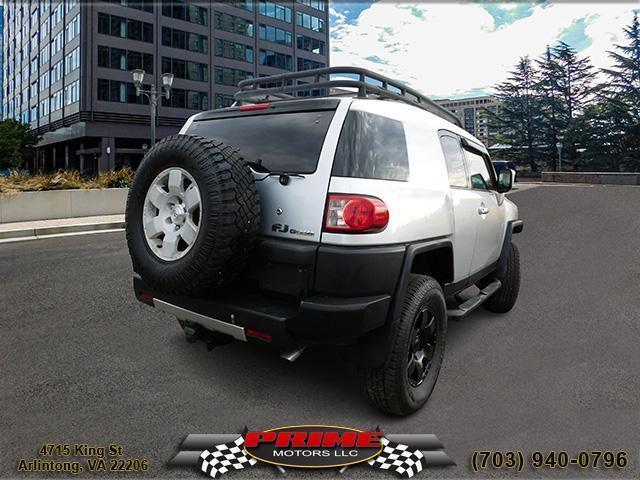 used 2007 Toyota FJ Cruiser car, priced at $10,450