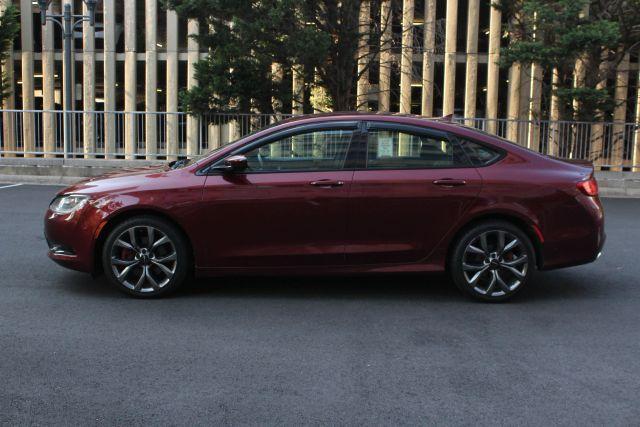 used 2015 Chrysler 200 car, priced at $5,950
