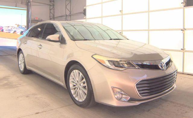 used 2013 Toyota Avalon Hybrid car, priced at $11,950