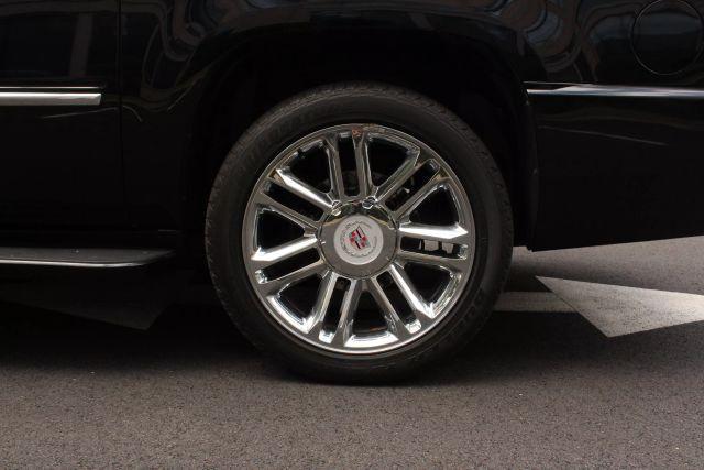 used 2008 Cadillac Escalade ESV car, priced at $10,450