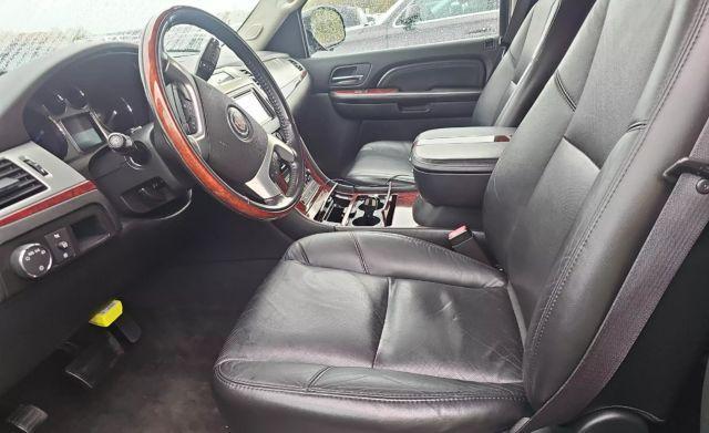 used 2008 Cadillac Escalade ESV car, priced at $13,950
