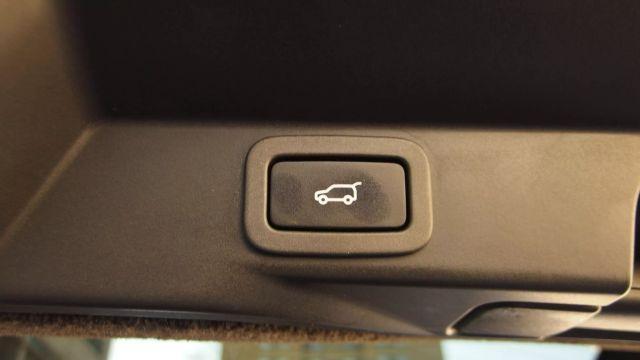 used 2015 Land Rover Range Rover Sport car, priced at $13,750