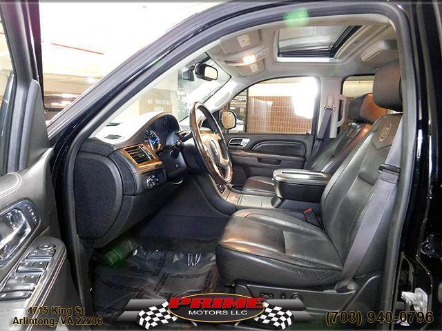 used 2014 Cadillac Escalade ESV car, priced at $10,950