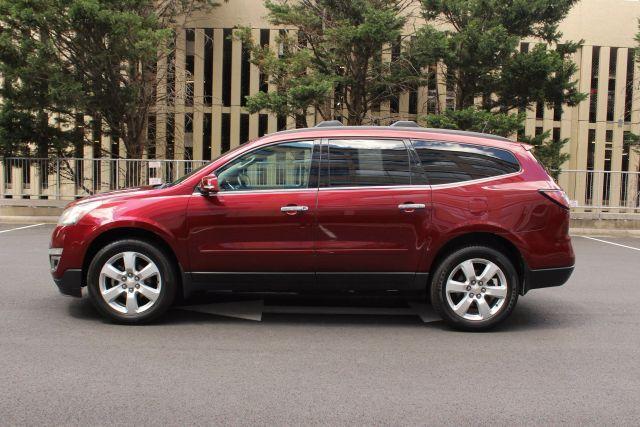 used 2017 Chevrolet Traverse car, priced at $9,450