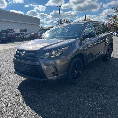 used 2019 Toyota Highlander car, priced at $14,950