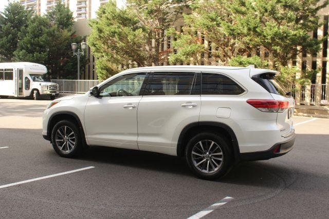 used 2017 Toyota Highlander car, priced at $18,950