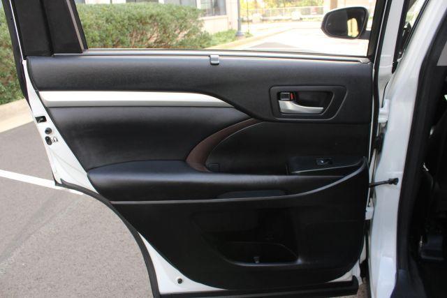 used 2017 Toyota Highlander car, priced at $18,950