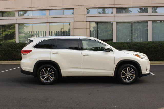 used 2017 Toyota Highlander car, priced at $18,950