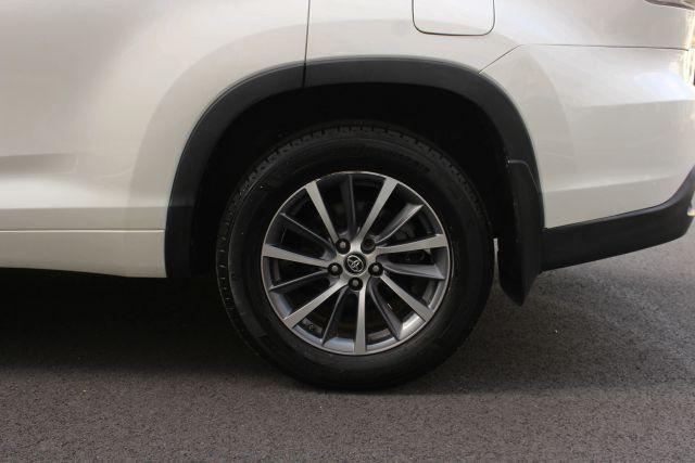 used 2017 Toyota Highlander car, priced at $18,950