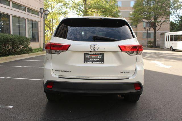 used 2017 Toyota Highlander car, priced at $18,950