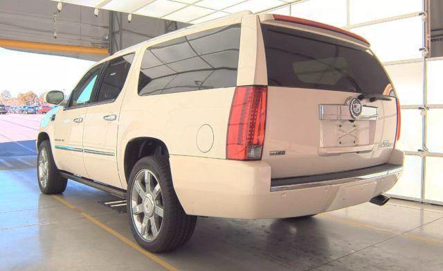 used 2011 Cadillac Escalade ESV car, priced at $15,950