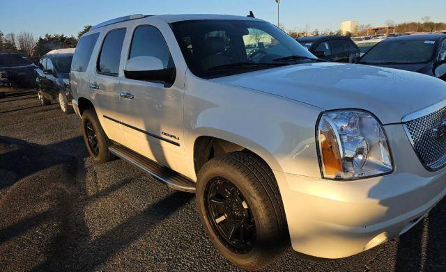 used 2013 GMC Yukon car, priced at $13,950