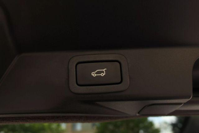 used 2015 Land Rover Range Rover Sport car, priced at $19,458