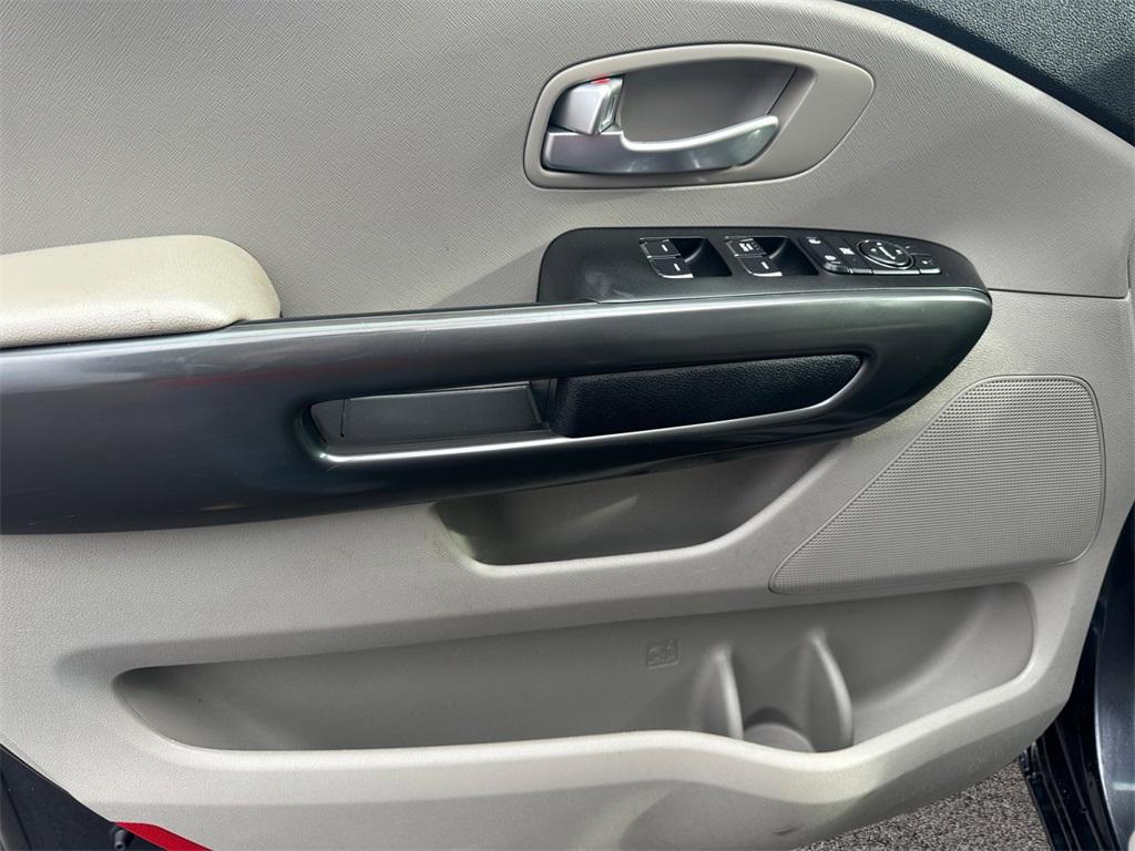 used 2020 Kia Sedona car, priced at $17,460