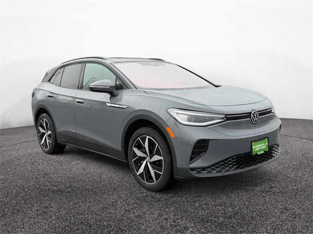 used 2024 Volkswagen ID.4 car, priced at $27,109