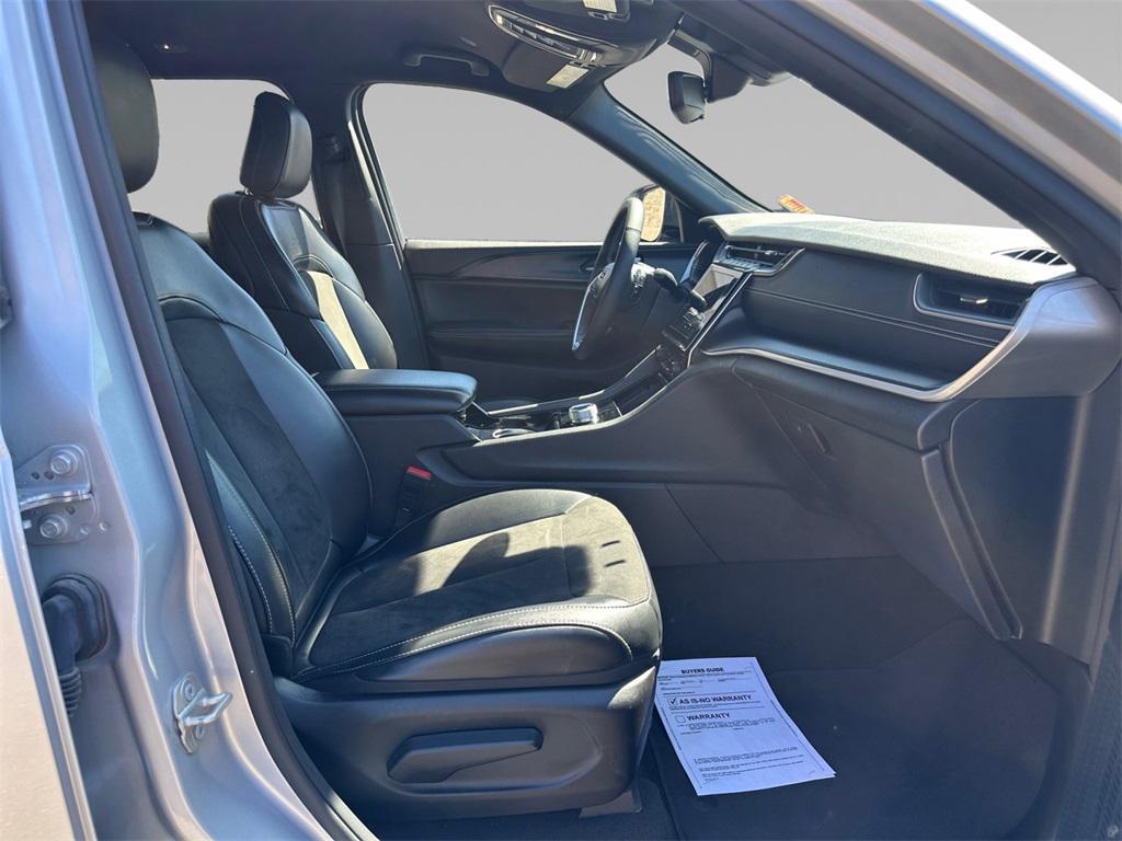 used 2023 Jeep Grand Cherokee car, priced at $27,493