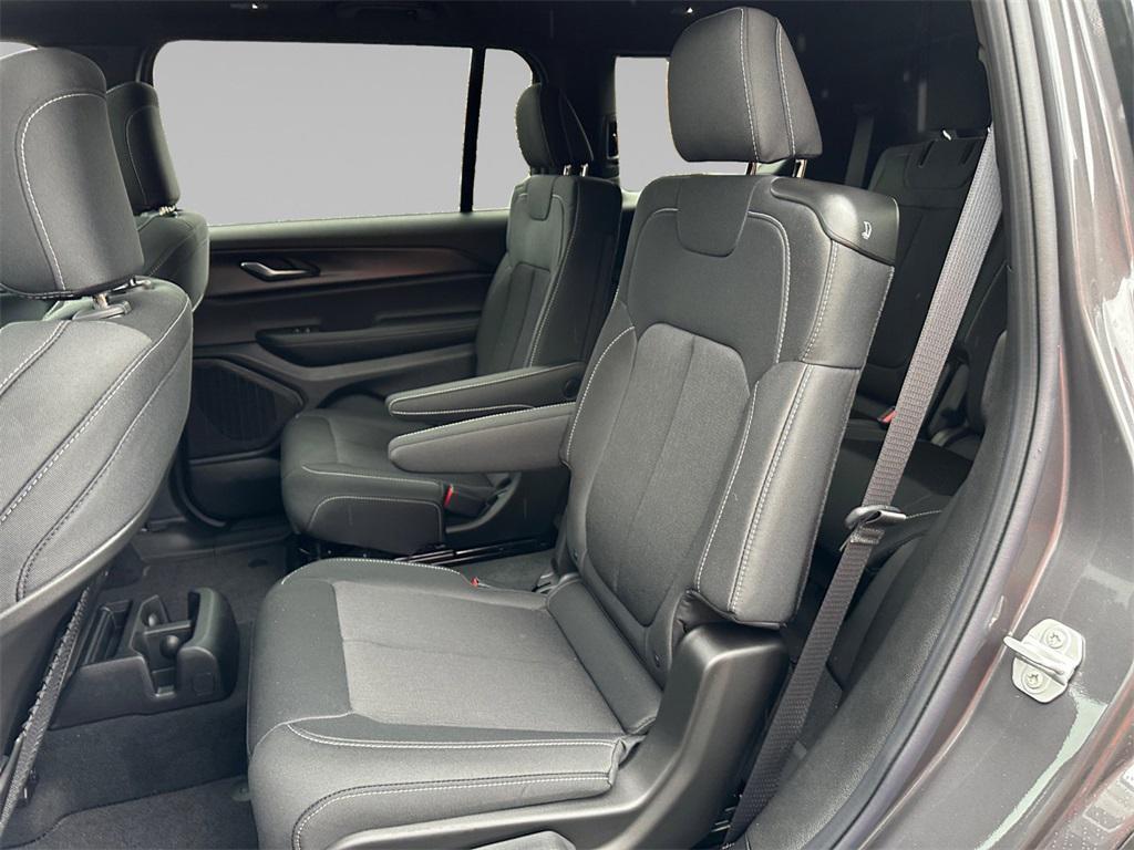 new 2025 Jeep Grand Cherokee L car, priced at $46,915