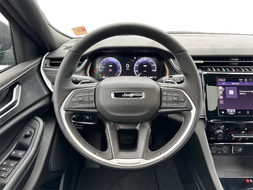 new 2025 Jeep Grand Cherokee L car, priced at $46,915