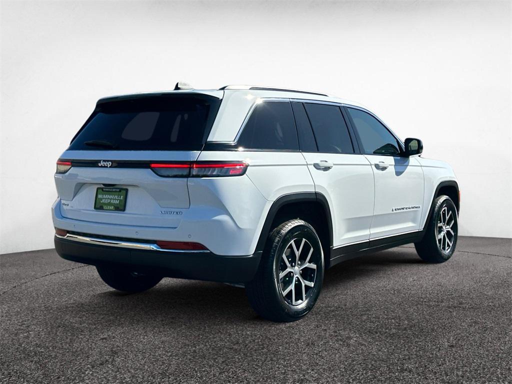 new 2025 Jeep Grand Cherokee car, priced at $45,645
