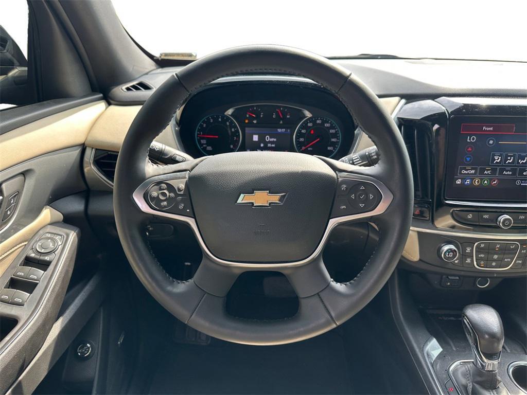 used 2022 Chevrolet Traverse car, priced at $31,798