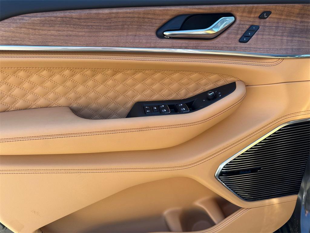 new 2025 Jeep Grand Cherokee car, priced at $73,145