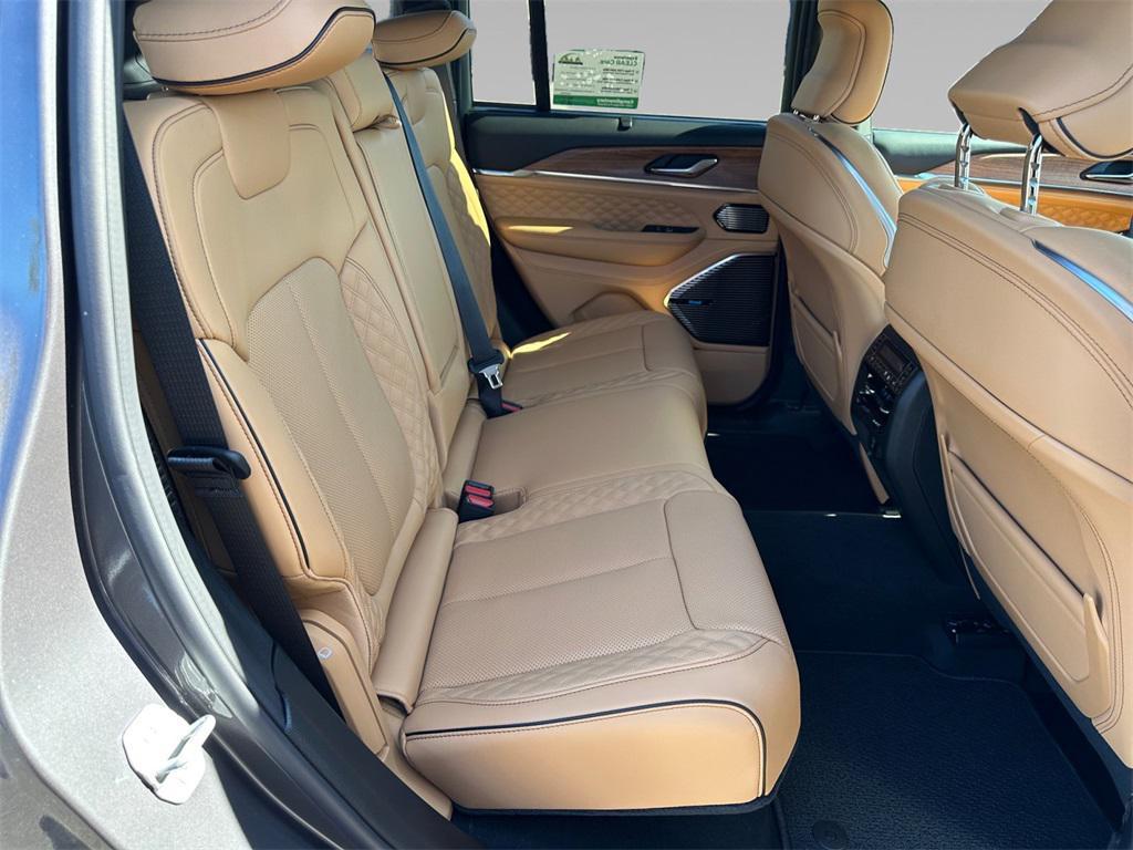 new 2025 Jeep Grand Cherokee car, priced at $73,145