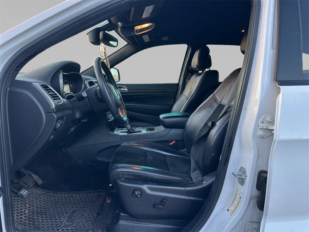 used 2018 Jeep Grand Cherokee car, priced at $15,839