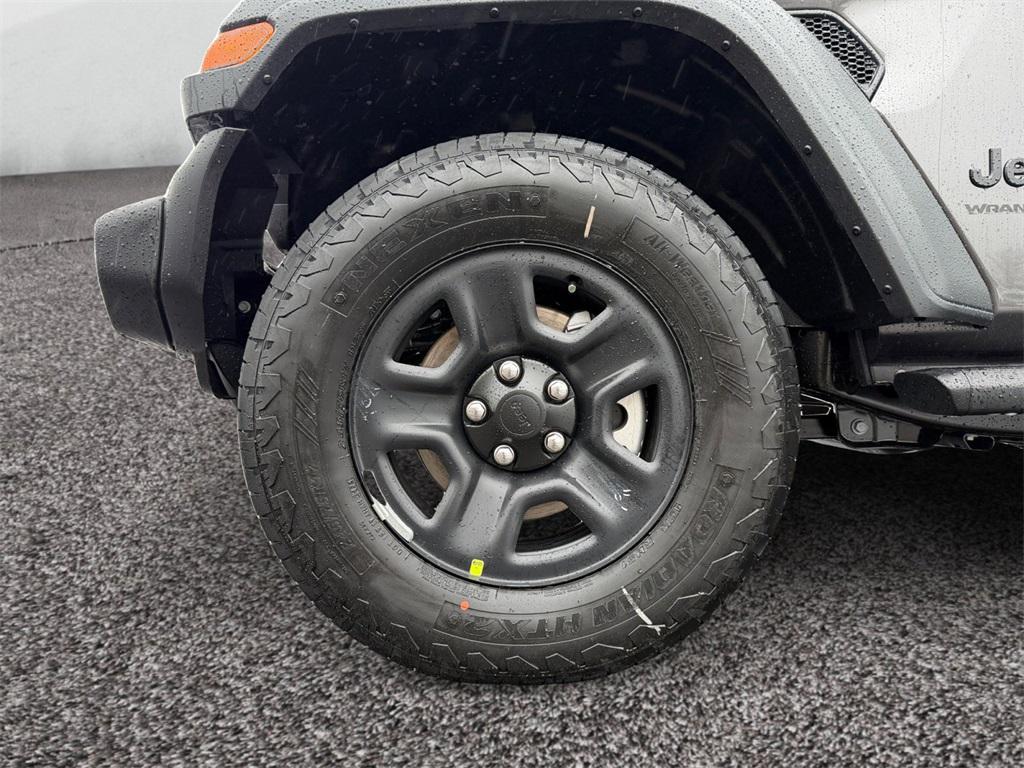 new 2026 Jeep Wrangler car, priced at $45,175